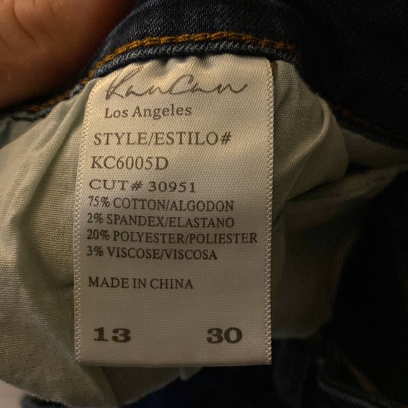 Jean shorts size 13 jr. fits like a 6 - Picture 3 of 4